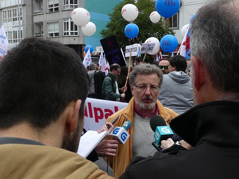 2017-05-01-ManifaPrimeiroMaioVigo02.jpg